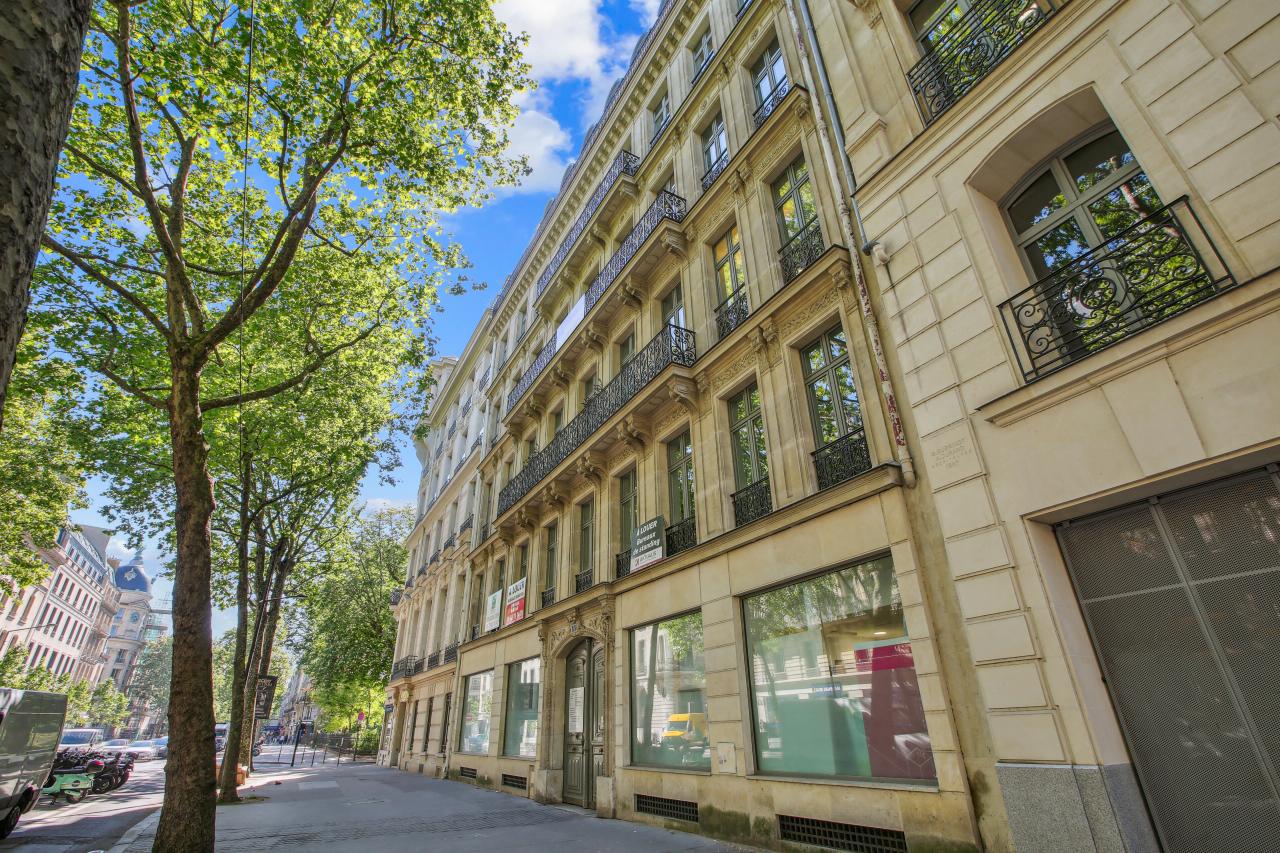 Bureau Paris 366m² Location bureau Paris OLBUR2423422 0